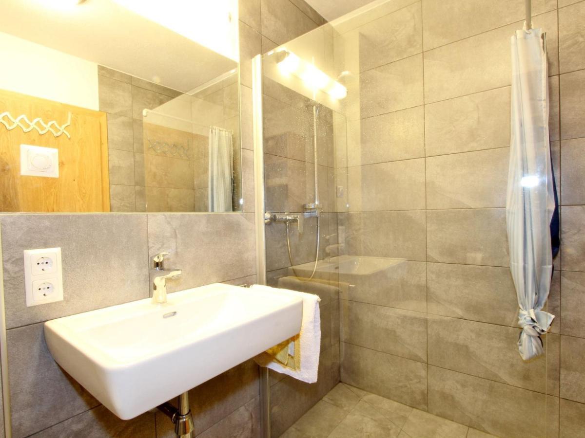 Modern Apartment In Neukirchen Am Gro Venediger Neukirchen am Großvenediger Dış mekan fotoğraf